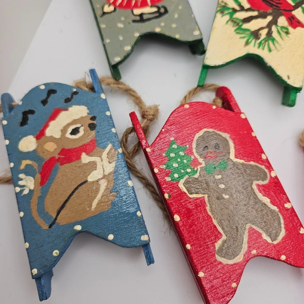 Vintage Hand Painted Wooden Sled Ornaments Lot of‎ 8 – Mini Christmas Sleds